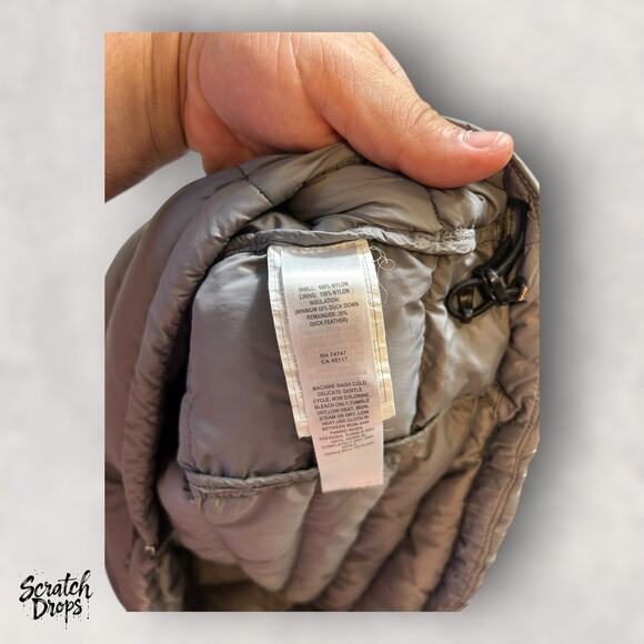 Bass Pro Shop Men's Puffer Vest Size XL Gray Insulated Lightweight Outdoor Gear - Picture 3 of 4